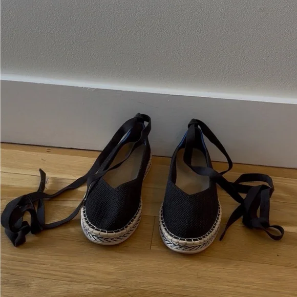Rothy’s black tie espadrilles - Picture 3 of 5